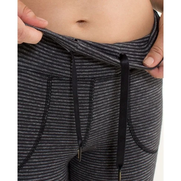 Lululemon Skinny Will Pant *Pique Black / Deep Coal - Picture 6 of 12